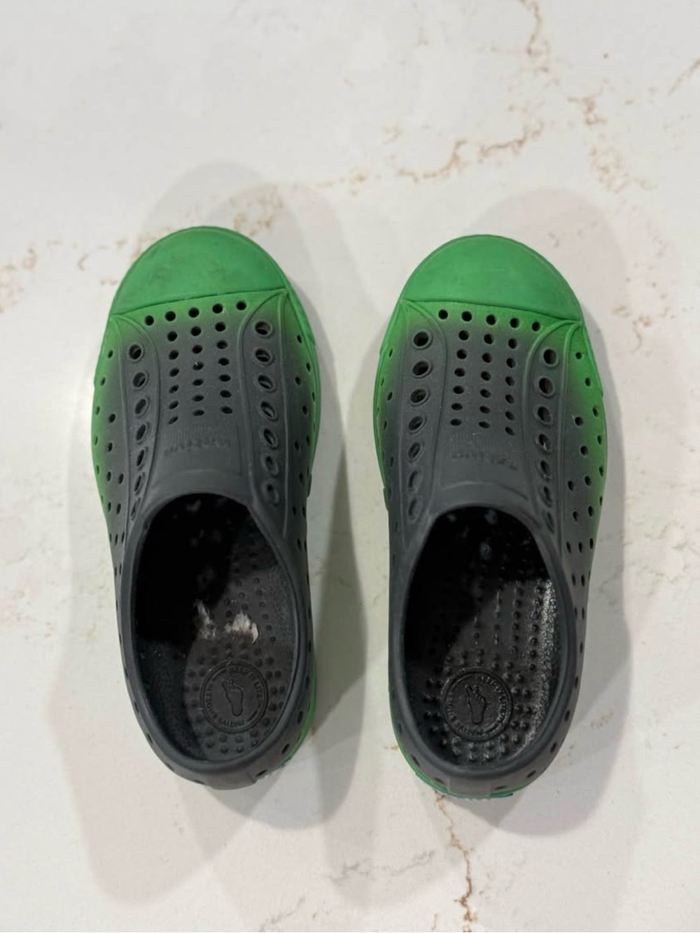 Native Shoes Jefferson Kids Slip On Water Shoes Green Grey Ombre C10